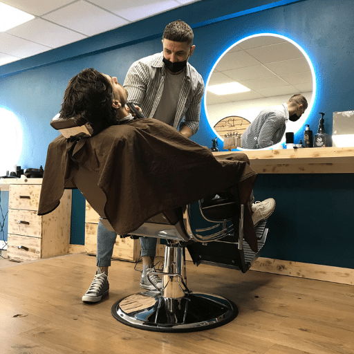 coiffeur-ptitsbarbier-saintgelydufesc Les Ptits barbiers coiffeurs